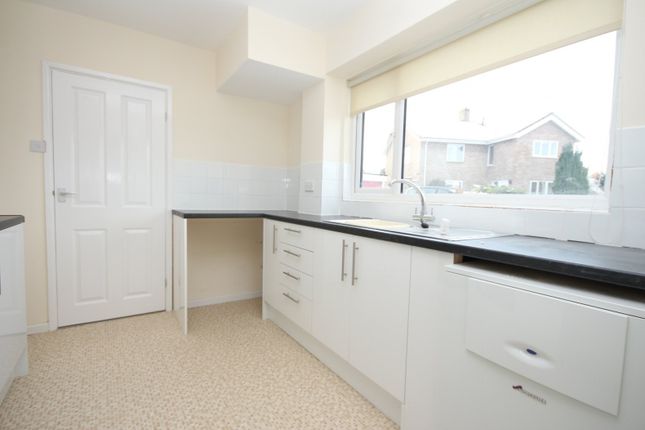 12, The Cleave, Didcot photo 3