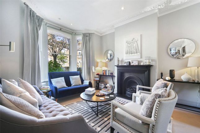Thumbnail Terraced house to rent in Arminger Road, London