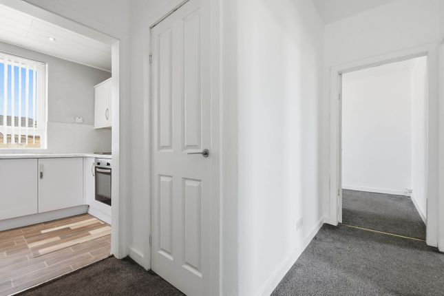 41, Irvine Road, Crosshouse photo 4