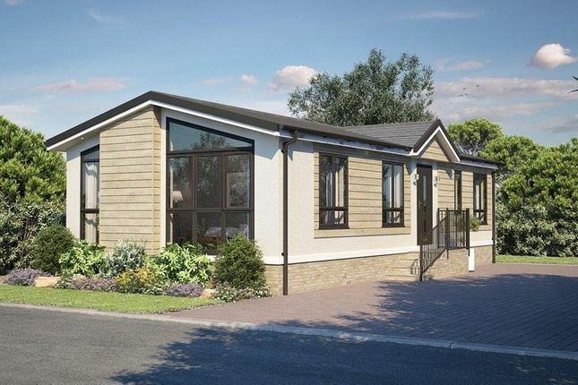 2-bed caravan on 26, First Avenue, Tilehurst, £250,000