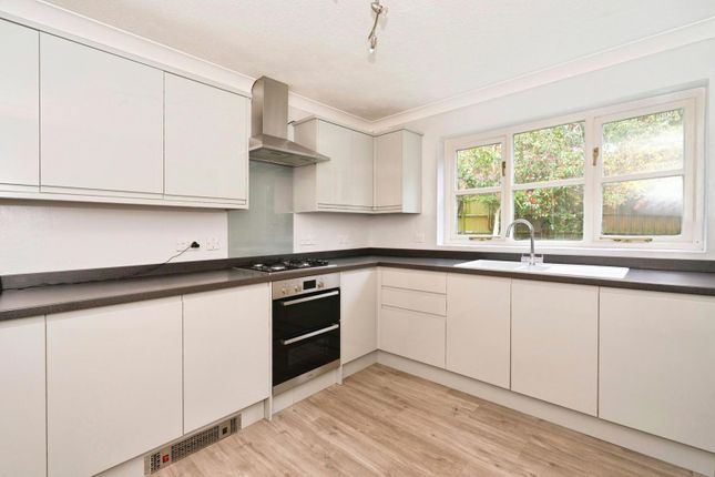 4, Salvington Hill, West Sussex photo 2