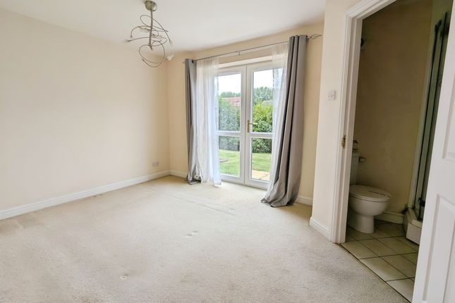 38, Mill View Road, Beverley photo 5