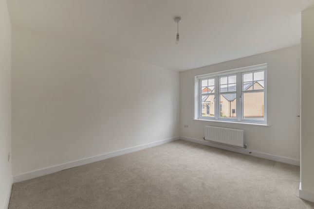 4 hawk way - Beech RL flatfair, Leaf Living at Peters Village, Wouldham, Kent, ME1, Wouldham photo 3