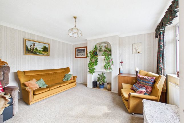 22, Lucas Avenue, Colchester photo 2