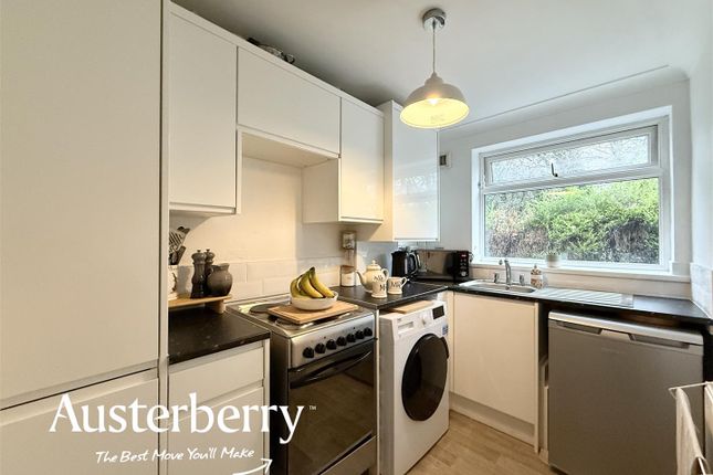 Flat 1, Foley Court, Watery Lane, Stoke-On-Trent photo 4