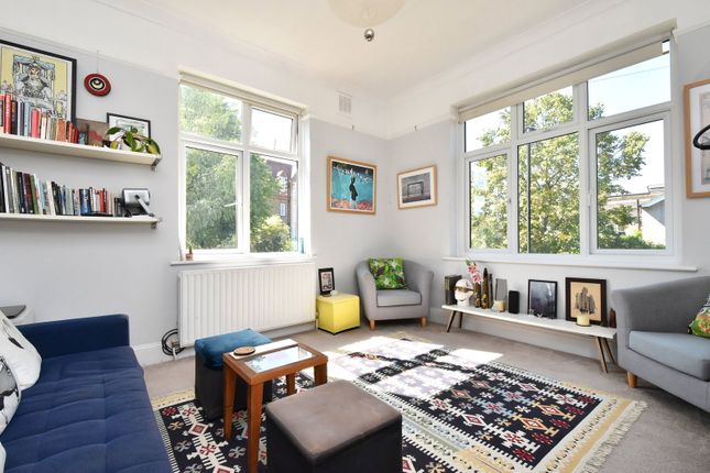 51b, Vancouver Road, London photo 2