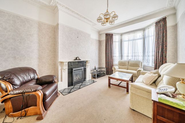 40 Lowman Road, London photo 3