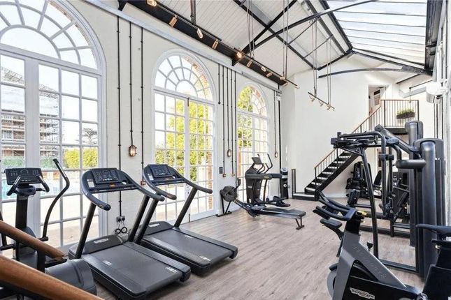 Sassoon Dr 4B  (17).Jpg