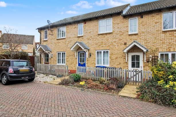 2-bed terraced on 48, School Lane, Cambs, £1,250/mo