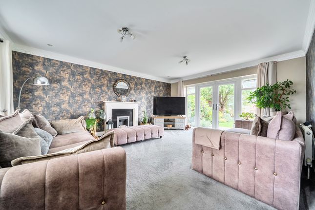 4, Old George Court, Chattenden photo 4