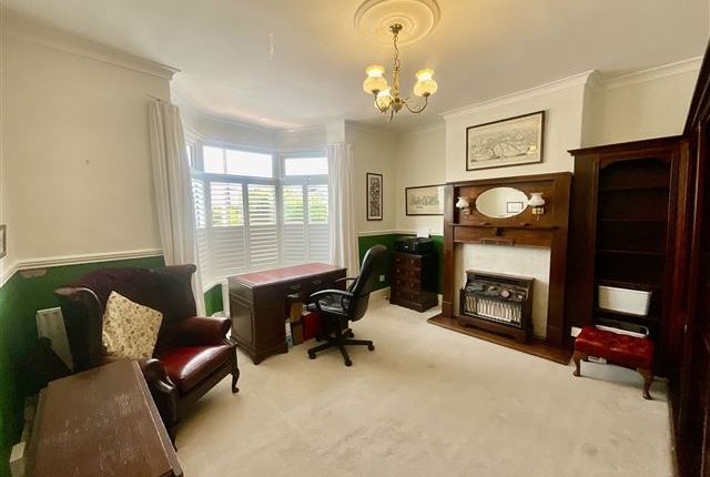 12, Aughton Road Swallownest, Sheffield photo 2