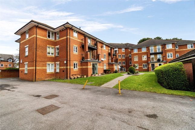 Thumbnail Flat for sale in Archers Road, Southampton, Hampshire