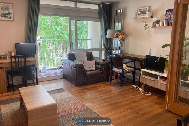 Cedars Road, Clapham, London photo 2