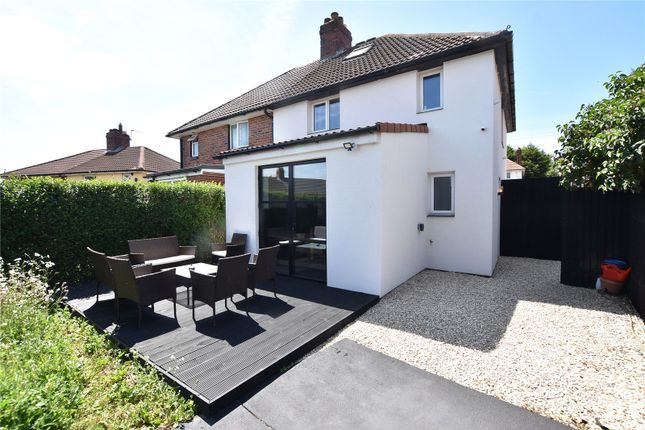 13, Rookwood Crescent, West Yorkshire photo 4