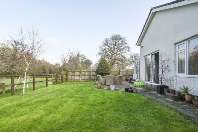 6, Moors Close - Kington Langley, Chippenham photo 3