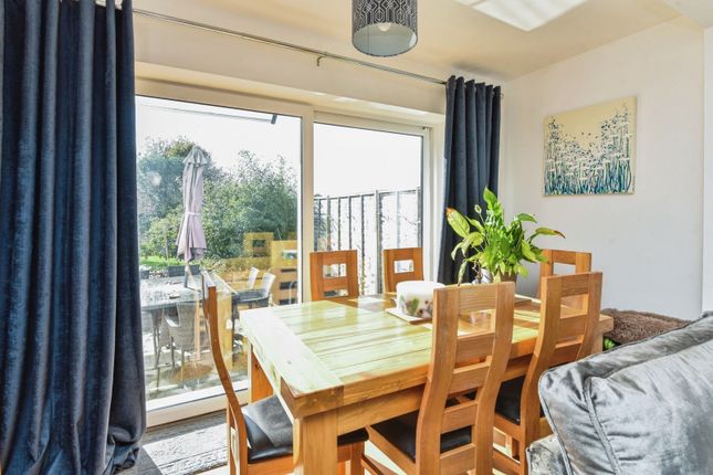 35, Mount Pleasant Avenue, Somerset photo 4
