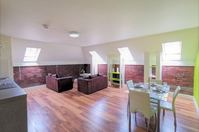 Flat for sale in Apartment, The Spinning House, Blakeridge Lane, Batley