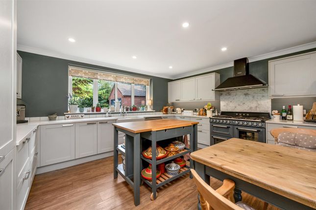 94, Grantham Road, Bottesford photo 2