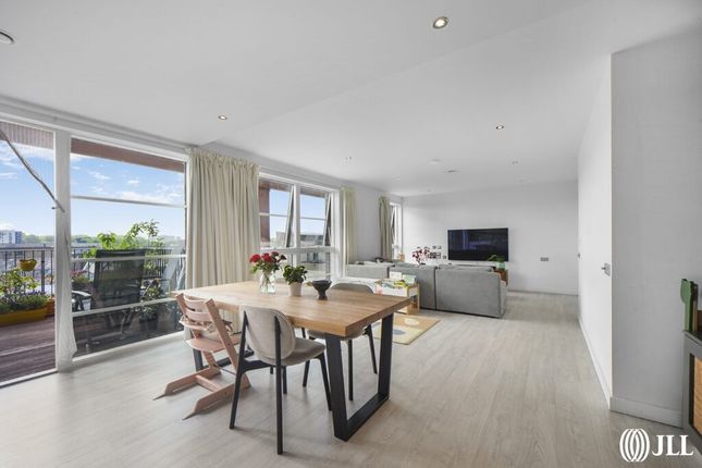 Thumbnail Flat for sale in Tandy Place, London