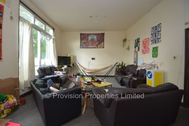 Thumbnail Terraced house to rent in Moorland Avenue, Hyde Park, Leeds