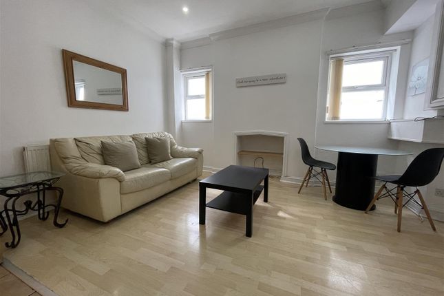 Thumbnail Flat to rent in The Walk, Roath, Cardiff
