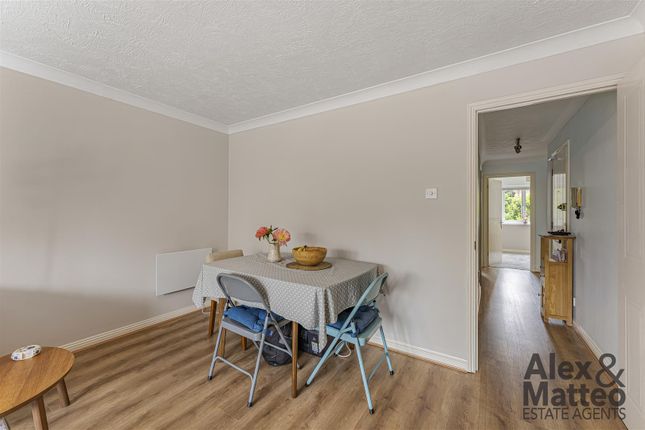 Flat 70, 6, Rossetti Road, London photo 5