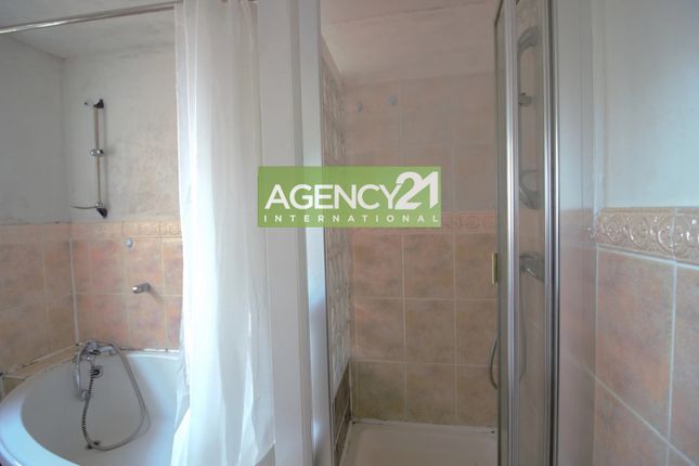 341, High Road, Chadwell Heath photo 5