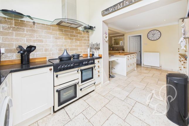 2, Empress Avenue, West Mersea photo 2