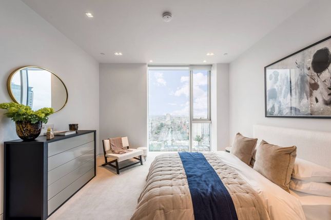 Thumbnail Flat for sale in Lillie Square, West Brompton