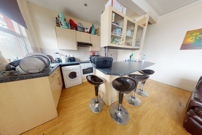 Terraced house to rent in Knowle Terrace, Burley, Leeds