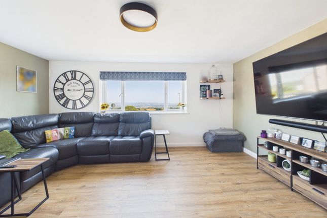 33, Dockham Road, Cinderford photo 3