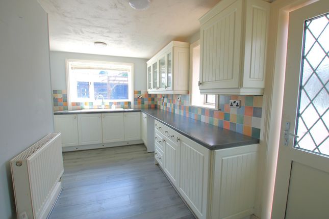 82, Oban Drive, Blackburn photo 2