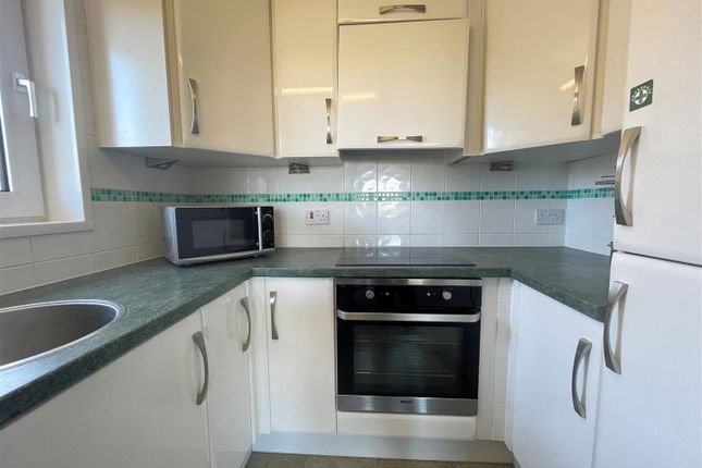 29 Cliff Court, Currie Road, Sandown photo 2