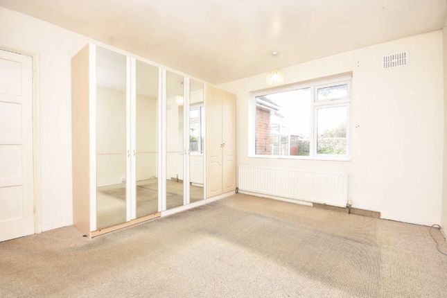 10, Granville Avenue, Ramsgate photo 4