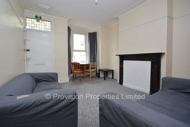 Terraced house to rent in Thornville Road, Hyde Park, Leeds