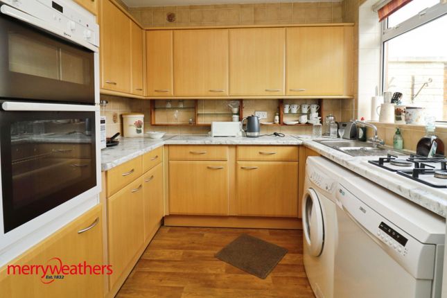 7, Melrose Grove, Rotherham photo 3