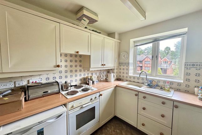 23, Richmond Village, St Josephs Way, Nantwich photo 4