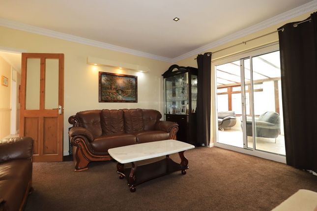 14, Druid Park Road, Willenhall photo 3