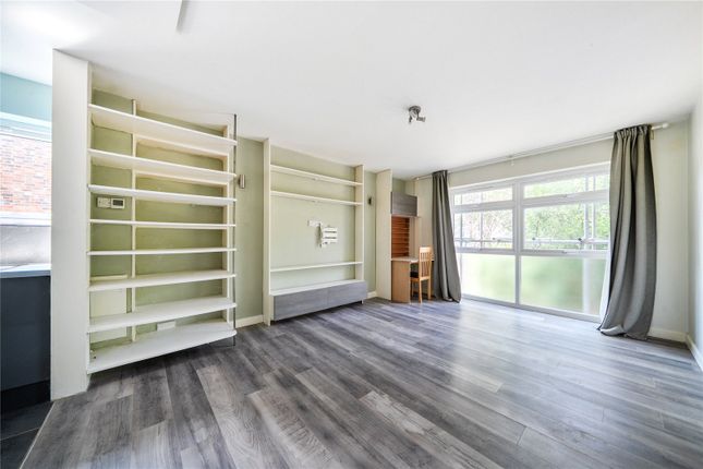 Flat 6, Headley Court, 78, Lawrie Park Road, London photo 2