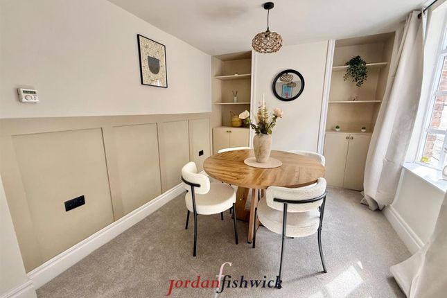 36, Jordangate, Macclesfield photo 3