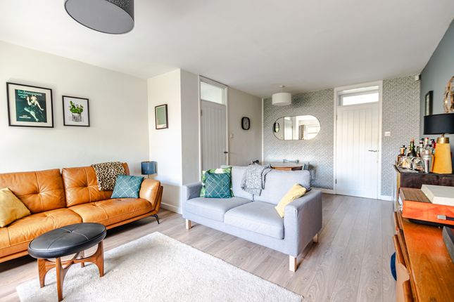 Quarrie Dene Court, Leeds photo 3