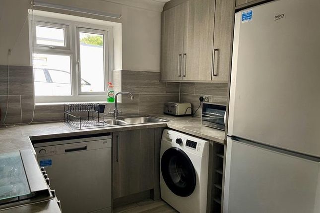 Kitchen.Jpg