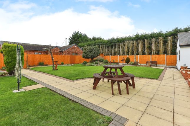 Bungalow for sale in Wiggins Hill Road, Wishaw, Sutton Coldfield, West Midlands
