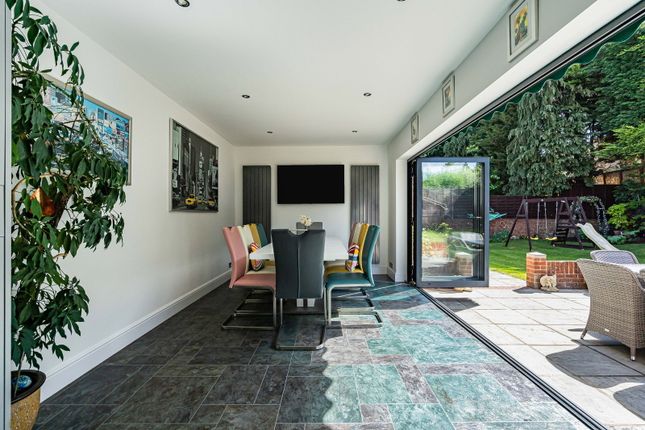 Mayfield, Orestan Lane, Leatherhead photo 4