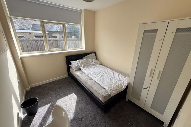 Apartment, 3, Birch House,, Broad Lane, Huddersfield photo 4