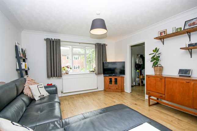 12, Braeford Close, Norwich photo 2