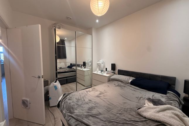 202, Edinburgh Gate, HARLOW photo 5