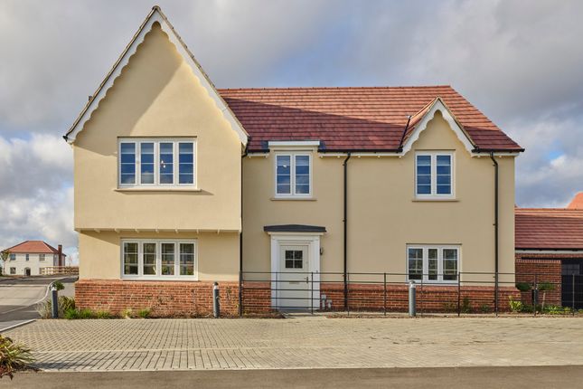 Thumbnail Detached house for sale in Bardfield Road, Braintree