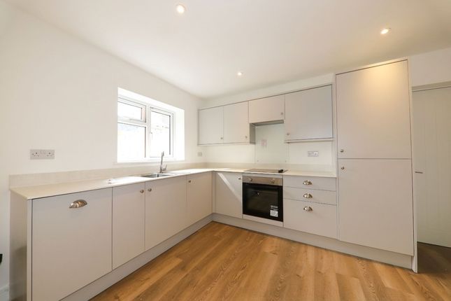 100b London Road, Hemel Hempstead photo 3