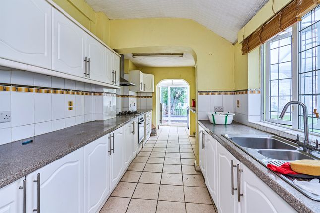 72, Wakeley Hill, Wolverhampton photo 4